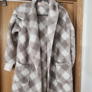 Sherpa open robe with pockets and hood